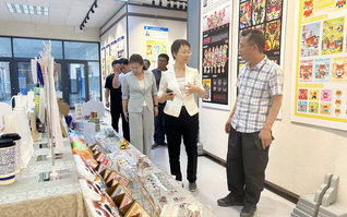 学校领导参观指导bv1946伟德202...